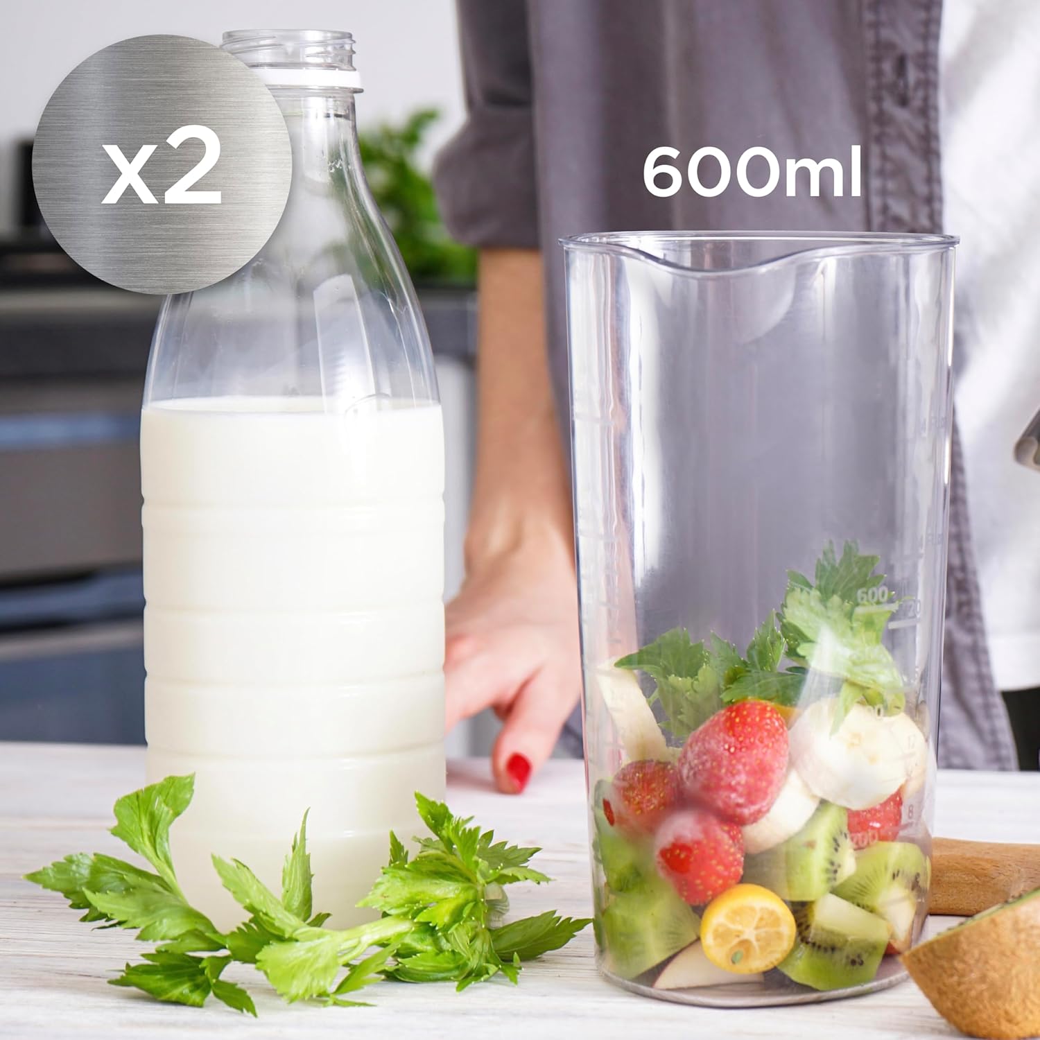 Duronic HB35C Frullatore a Immersione con 2 bicchieri graduati da 600 ml per preparare frullati e smoothie.